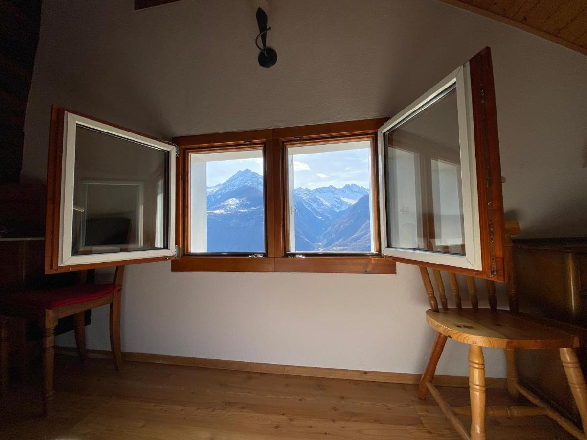 Santorini By Quokka 360 - Blue Curtains In The Alps Apartment Anzonico ภายนอก รูปภาพ