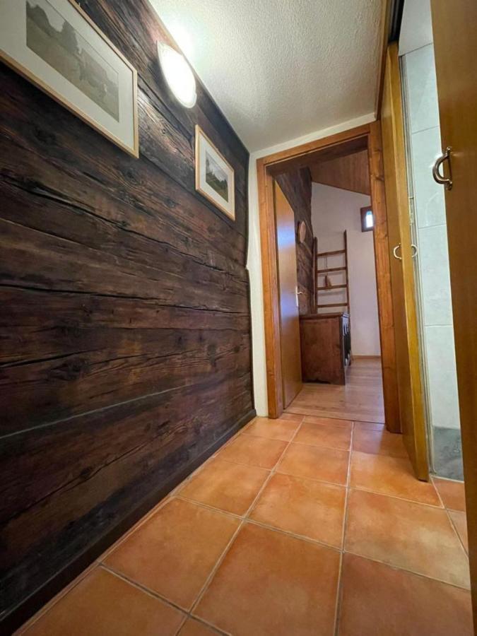 Santorini By Quokka 360 - Blue Curtains In The Alps Apartment Anzonico ภายนอก รูปภาพ